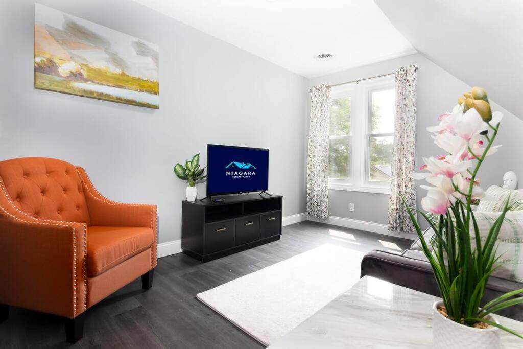 Cozy Micro Apartment, Minutes From Falls Niagara Falls Eksteriør bilde