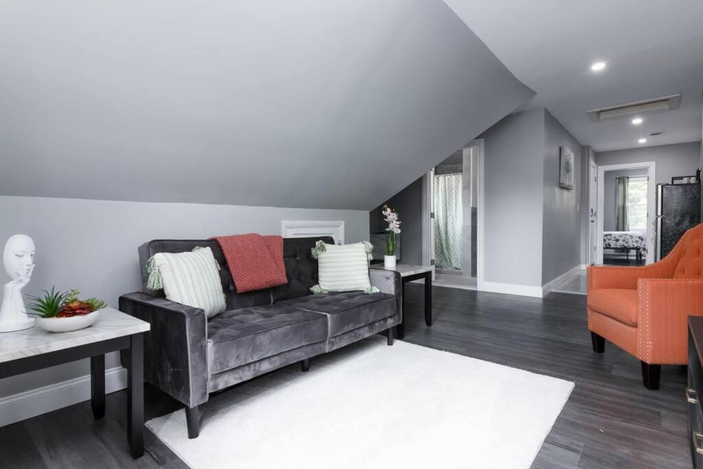 Cozy Micro Apartment, Minutes From Falls Niagara Falls Eksteriør bilde